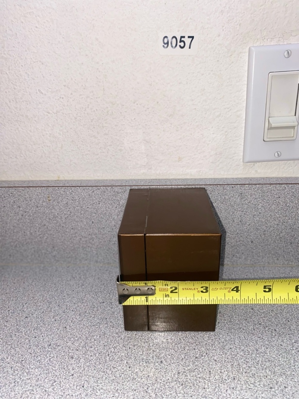 Gucci Brown and Gold Box Bundle EUC - 9057 - Picture 13 of 14
